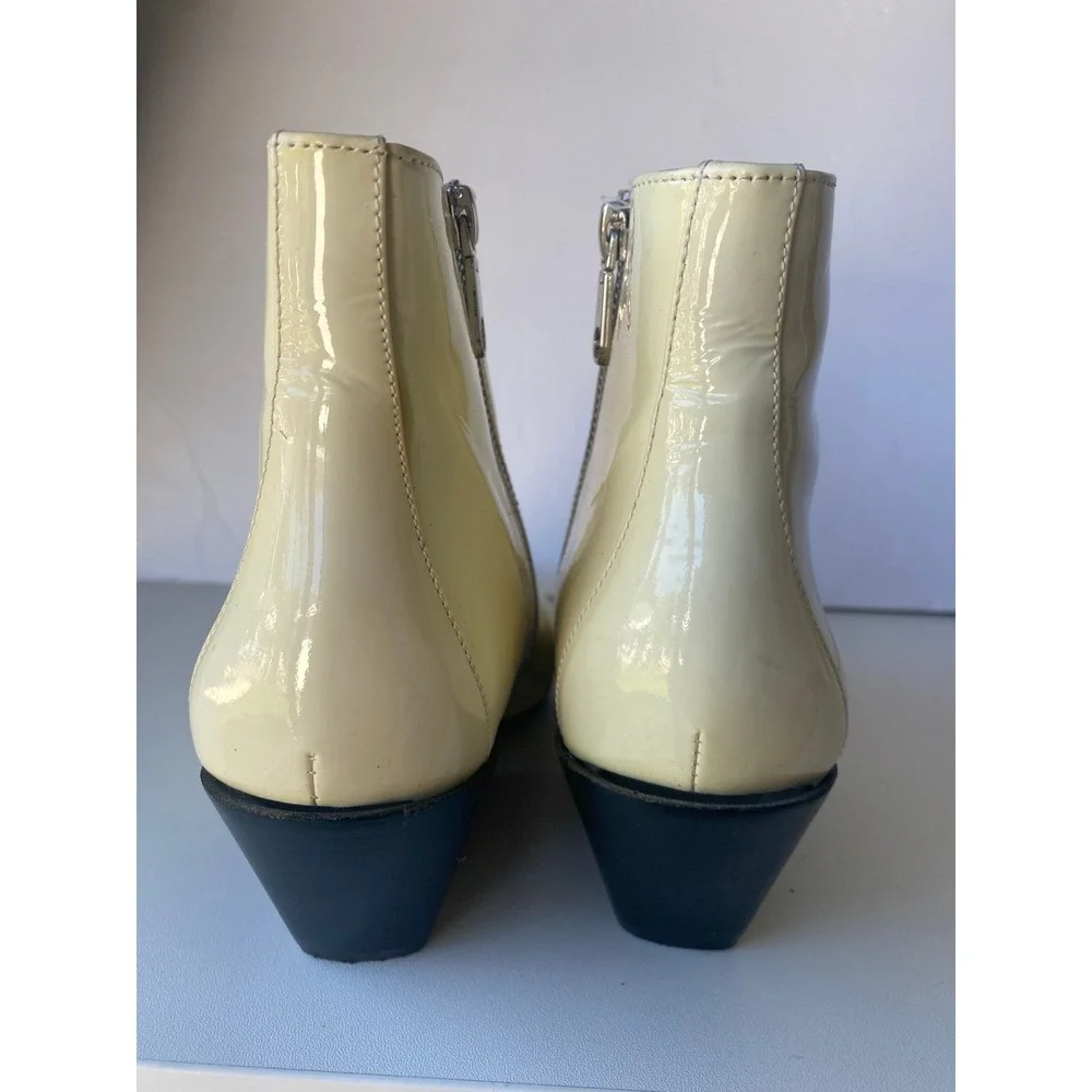 Calvin Klein Jeans Freda Womens US 7 Cream Patent Leather Ankle Bootie